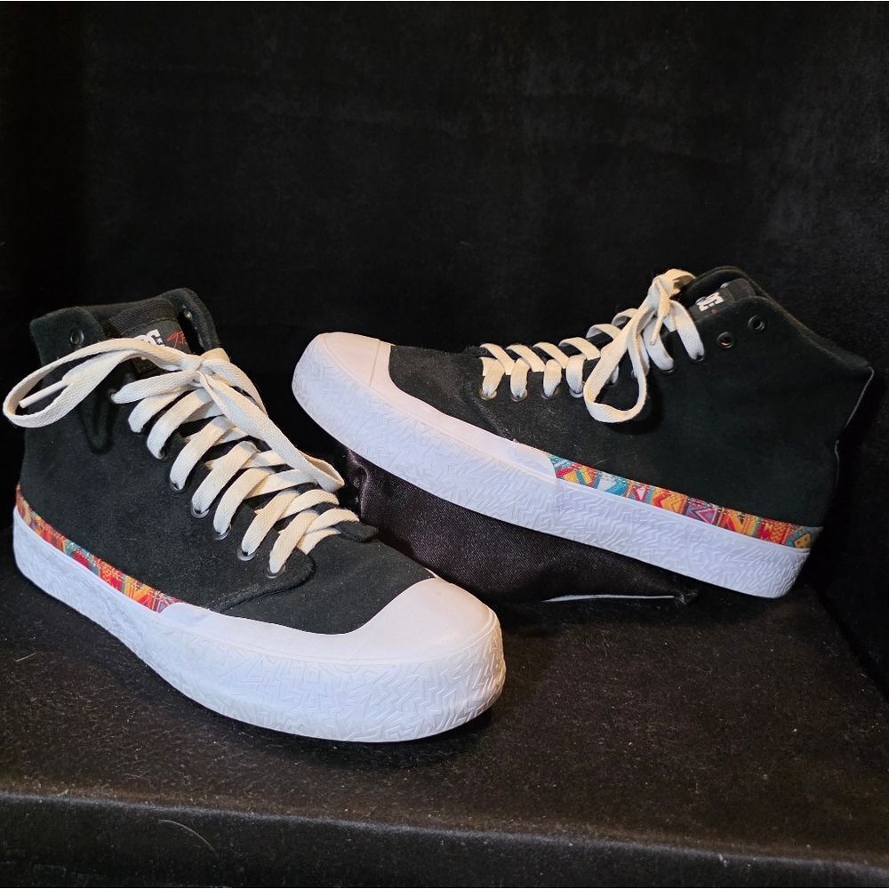 DC Black Suede High-Tops Mens 10.5